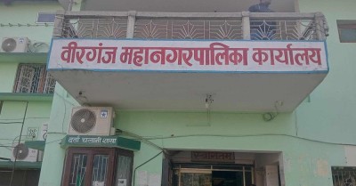  वीरगन्ज महानगरले बेवारिसे सवारीसाधन तथा उपकरण हटाउन थाल्यो 